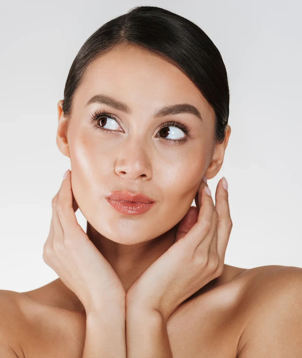 neck-hold, refined skin appearance after treatment